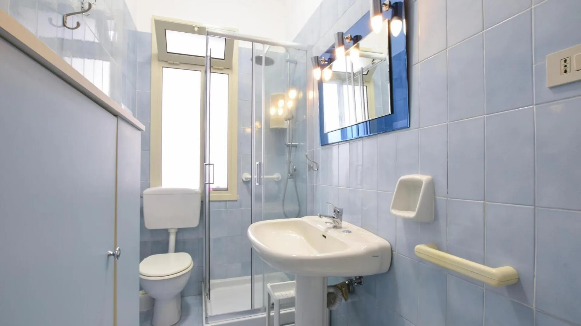 Awesome Apartment In Palermo With Wi-Fi 0*,